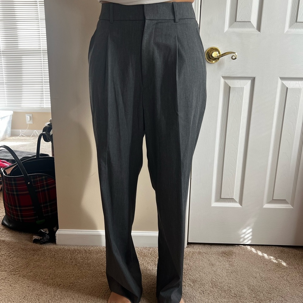 Women’s Uniqlo Classic Gray Pants